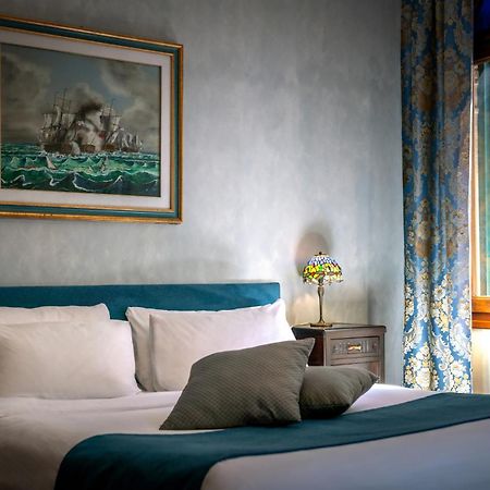 Palazzo San Luca Hotel Venice Exterior photo
